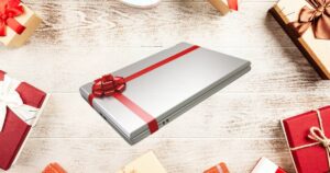 中古パソコンを贈るときの注意点とおすすめモデル