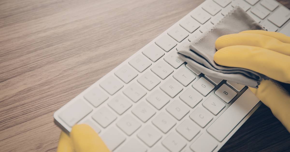 初心者でも簡単!中古PCが新品のように輝くリフレッシュ清掃術